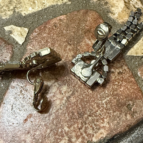 Dangling Rhinestone Earrings - Picture 12 of 12